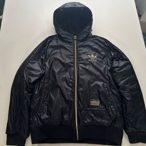 Adidas chile62 3 stripe iconic black/gold puffer jacket